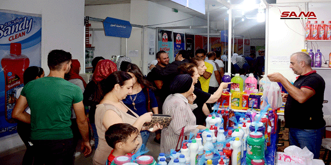 140 شركة في مهرجان التسوق الشهري (صنع في سورية) باللاذقية