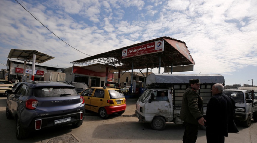 وزارة النفط السورية تطلق شرائح سعرية للبنزين.. والوزير يوضح