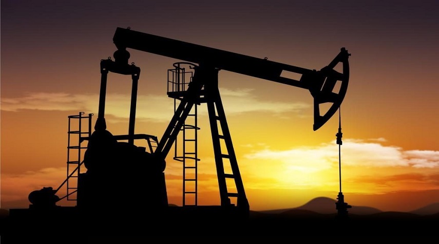 ارتفاع أسعار النفط رغم زيادة المخزونات الأمريكية