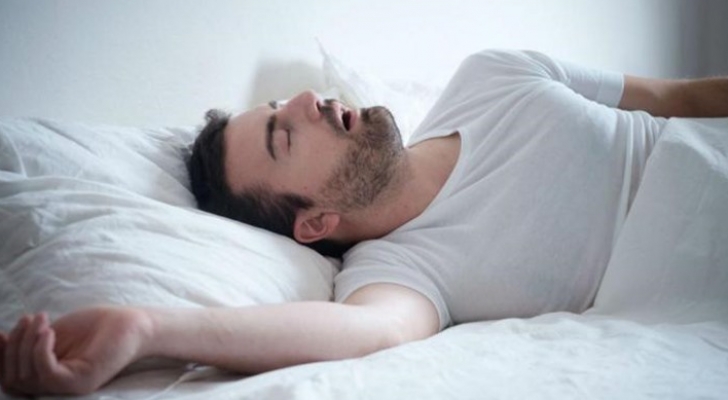 دراسة.. النوم القليل يعرضك للنوبة القلبية