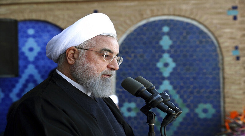 روحاني: رفع أسعار النزين سيصب بمصلحة الشعب 