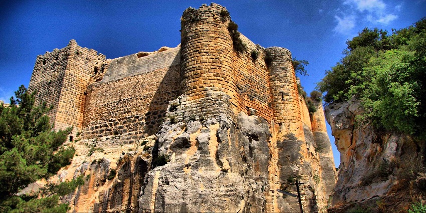 أشهر قلاع الحصون الوسطى.. قلعة صلاح الدين