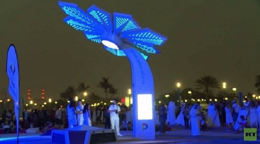 النخلة الذكية.. تظلل جمهور حدائق دبي بترفيه مجاني