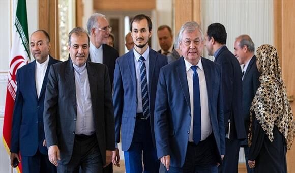 مباحثات بين ممثلي إيران وروسيا وتركيا بشأن سورية