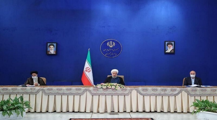 روحاني يشدد ضرورة حلحلة المشاكل الإقتصادية 