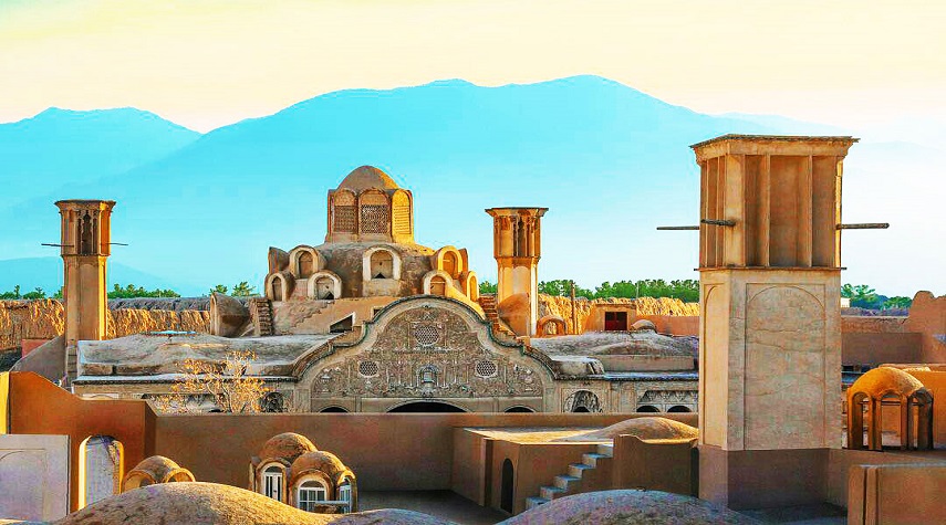 بيت بروجردي في كاشان عنوان للفخامة الهندسية الإيرانية