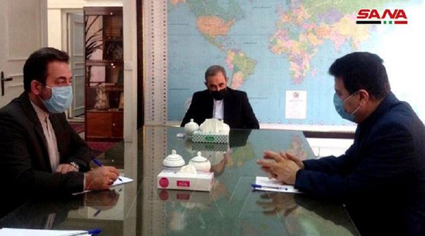 ولايتي يلتقي السفير السوري في طهران