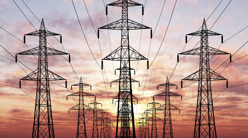 وزير الكهرباء: إنتاج الكهرباء سيرتفع مع بداية الشهر القادم