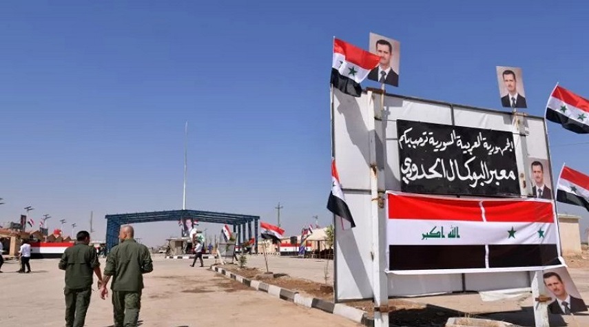 25 شاحنة حمضيات وبندورة تعبر من سورية إلى العراق يومياً