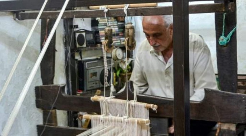 صناعة الحرير اليدوي ميزت سورية على مدى قرون