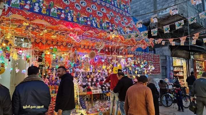 أجواء استقبال شهر رمضان في سوق الزاوية بمدينة غزة