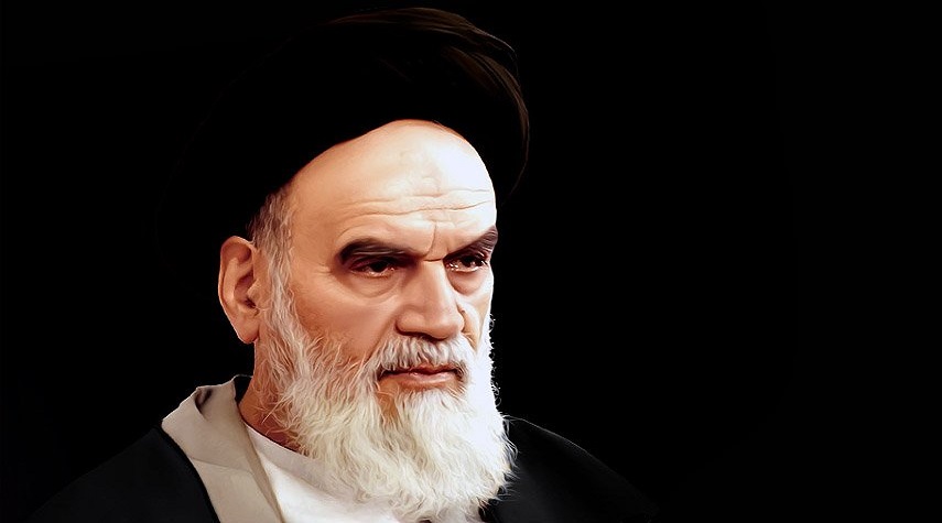 الإمام الخميني (ره).. قائد أعظم ثورة في التاريخ المعاصر