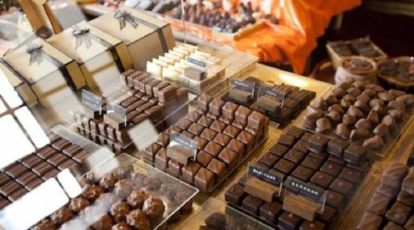دراسة: الشوكولاتة تحتوي مادة تحرق دهون الجسم صباحاً