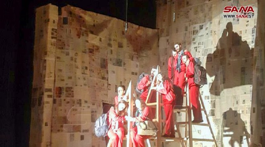 مسرحية “حكي جرايد” على خشبة دار الثقافة بحمص
