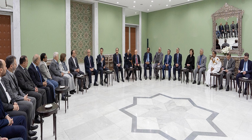 الرئيس الأسد يلتقي أعضاء الأمانة العامة لمؤتمر الأحزاب العربية 
