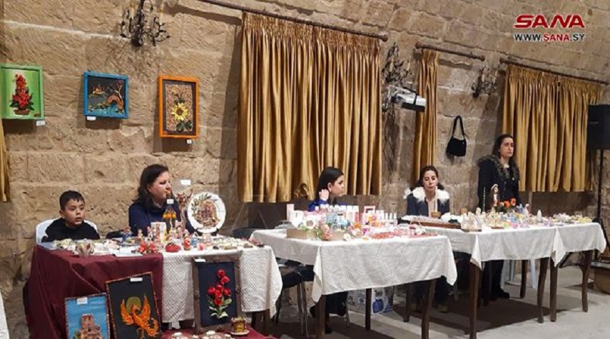 افتتاح معرض “أقحوان” للأشغال اليدوية في رواق جمعية العاديات بمدينة صافيتا