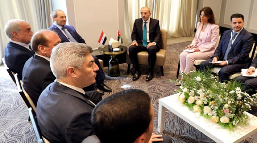 المقداد يصل إلى عمان للمشاركة في اجتماع وزراء خارجية سورية والسعودية والأردن ومصر والعراق