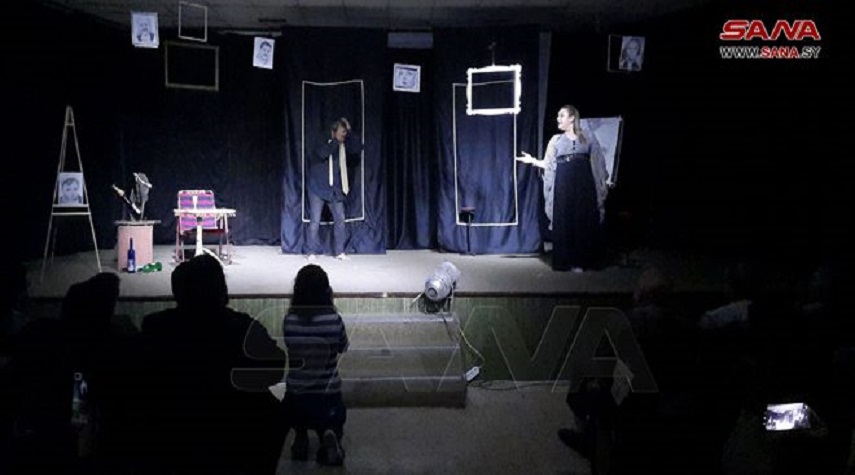 العرض المسرحي “بورتريه” ضمن فعاليات مهرجان مصياف المسرحي