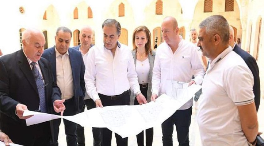 وزير السياحة يطلع على واقع العمل في عدد من المشاريع بحلب