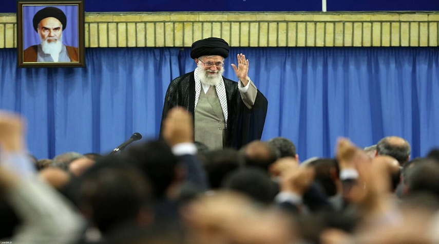 منتسبو الصناعة النووية سيلتقون قائد الثورة الإسلامية