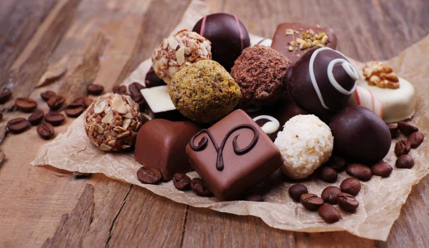 هذه هي أسباب رغبتك الشديدة بتناول الشوكولاتة وكيف تتجنبها؟!