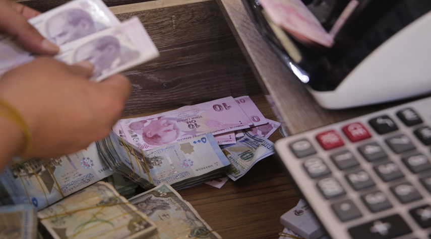 خبير اقتصادي يقترح حلول لتخفيض سعر صرف الدولار امام الليرة السورية  