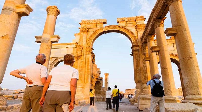 وزارة السياحة تتوقع أن يتجاوز عدد السياح هذا العام المليونين ونصف سائح
