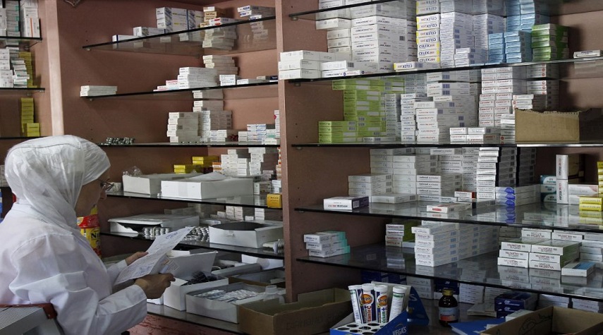 نقيب الصيادلة يكشف أسباب رفع أسعار الأدوية 