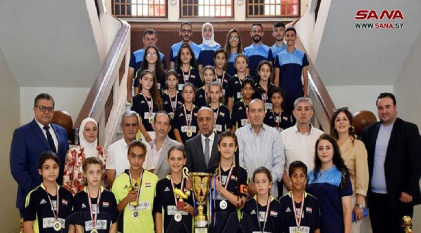 تكريم فريق محافظة حمص للواعدات بكرة القدم