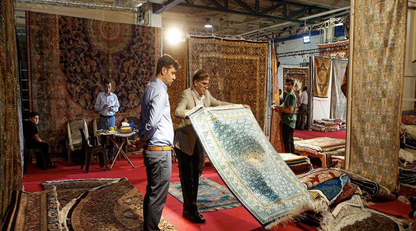 بالصور.. معرض السجاد الإيراني في طهران