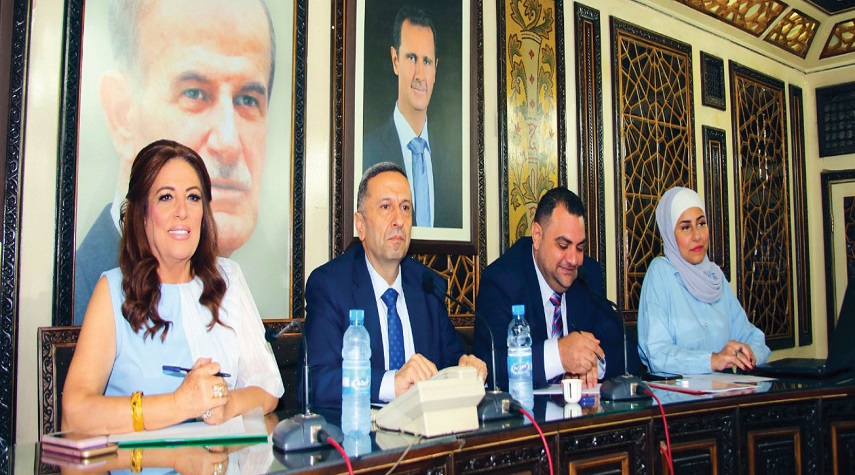  مديرة دوائر الخدمات في دمشق: نقص الكادر والمحروقات ينعكس سلباً على ملاحقة المخالفات