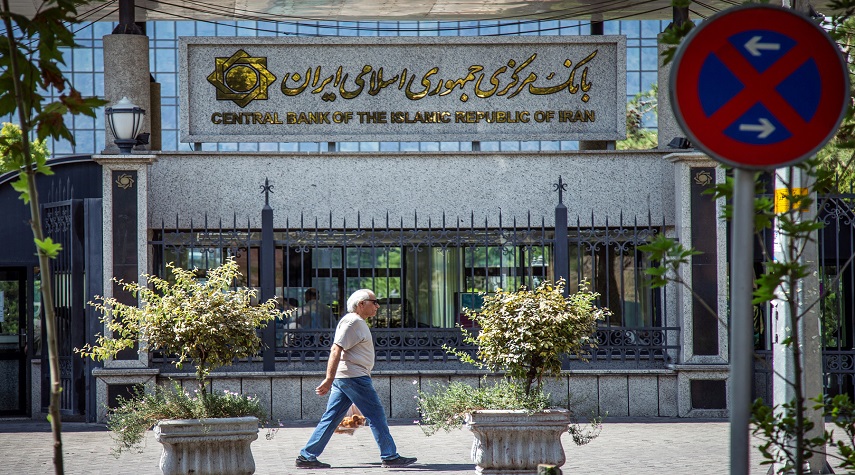 المركزي الإيراني: لا نواجه أية مشاكل في مجال احتياطيات النقد الأجنبي