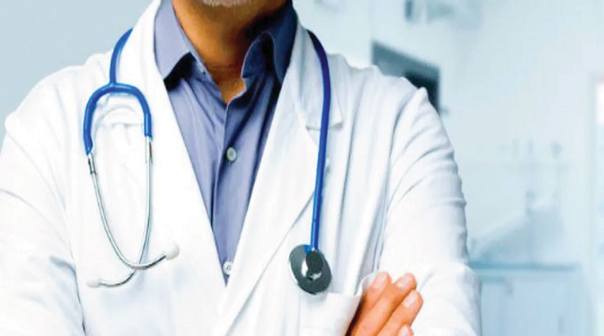 نقيب أطباء دمشق: 10 أطباء يومياً يطلبون وثائق للسفر
