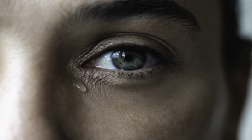 هل يفيد البكاء العين أم يضرها؟