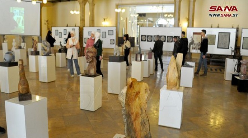 "نحاتو الغد".. معرض لطلاب كلية الفنون الجميلة بقاعة رضا سعيد للمؤتمرات