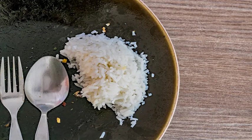 بقايا الأرز أخطر مما تظن.. كيف تعيد تقديمه بشكل صحي وآمن؟
