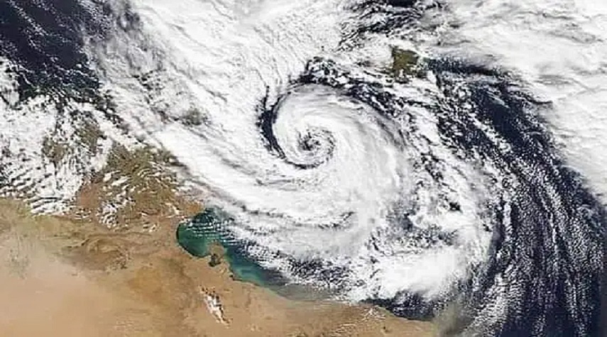هل سيضرب إعصار "ميديكان" السواحل السورية؟