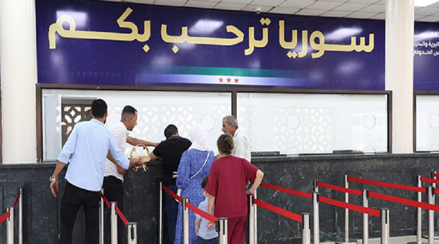 بدء تسيير رحلات العودة الطوعية للاجئين من لبنان إلى سورية