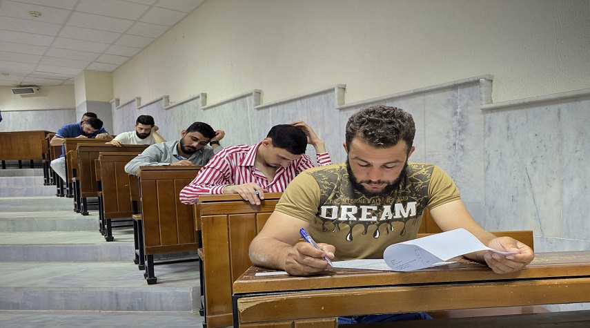 التجارة الداخلية تجري اختباراً كتابياً لاختيار 40 مراقب تمويني في حمص