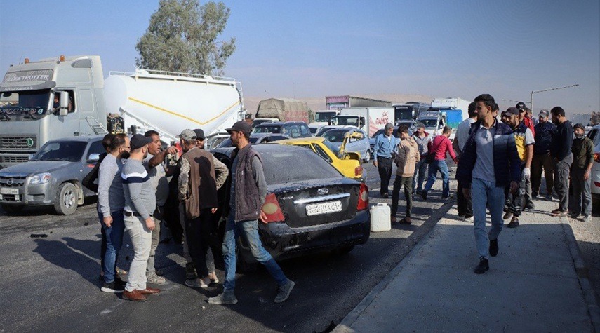 إصابة 4 أشخاص بحادثين مروريين بدمشق وريفها