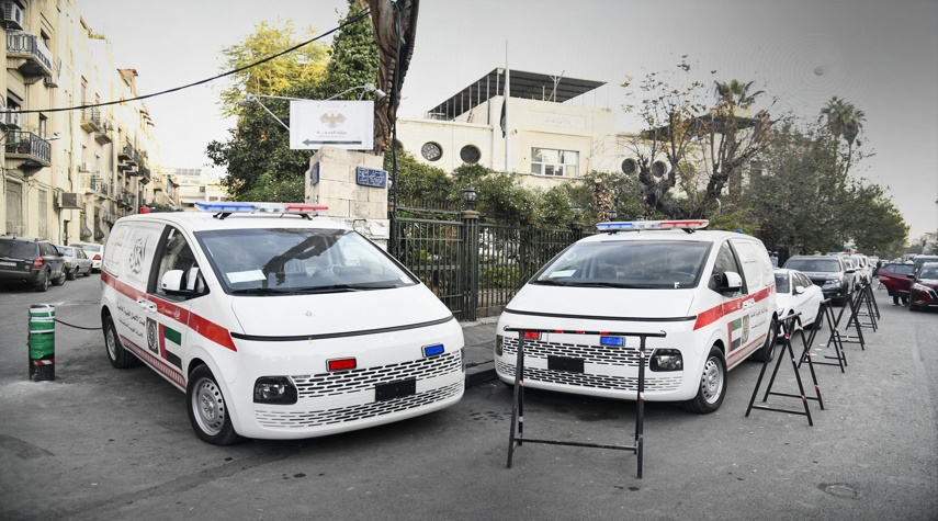 الصحة السورية تتسلم 16 سيارة إسعاف من هيئة الأعمال الخيرية العالمية